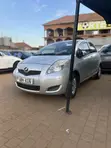 Toyota Vitz 2010 Silver - 2