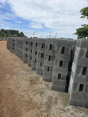 Holly 6-Inch Concrete Blocks for Construction