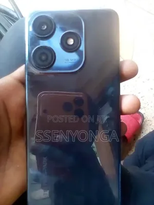 Tecno Spark 10 5G 128GB Black
