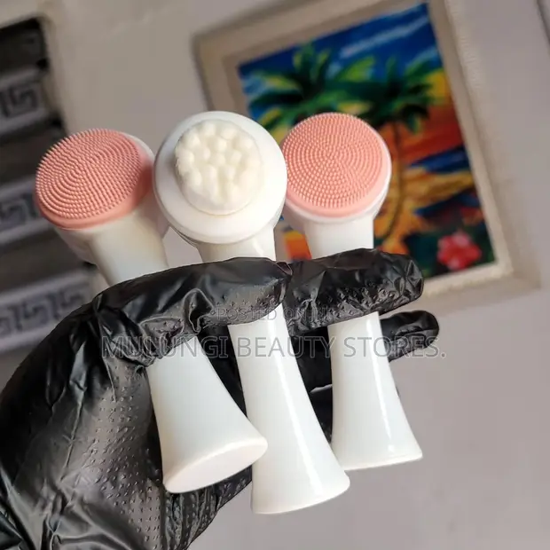 YORK 2-in-1 Manual Facial Cleansing Brush - 1
