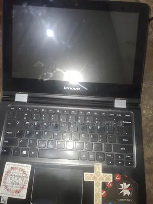 Lenovo Chromebook C330 4GB RAM 500GB HDD