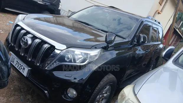 Toyota Land Cruiser Prado 2016 Black - 1