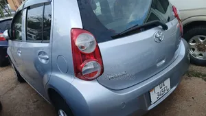 Toyota Passo 1.3 FWD 2008 Silver