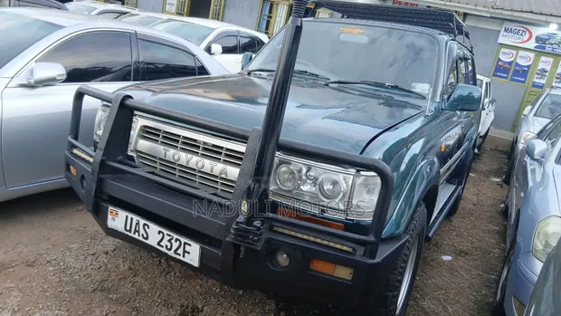 Toyota Land Cruiser VX 2001 - 1
