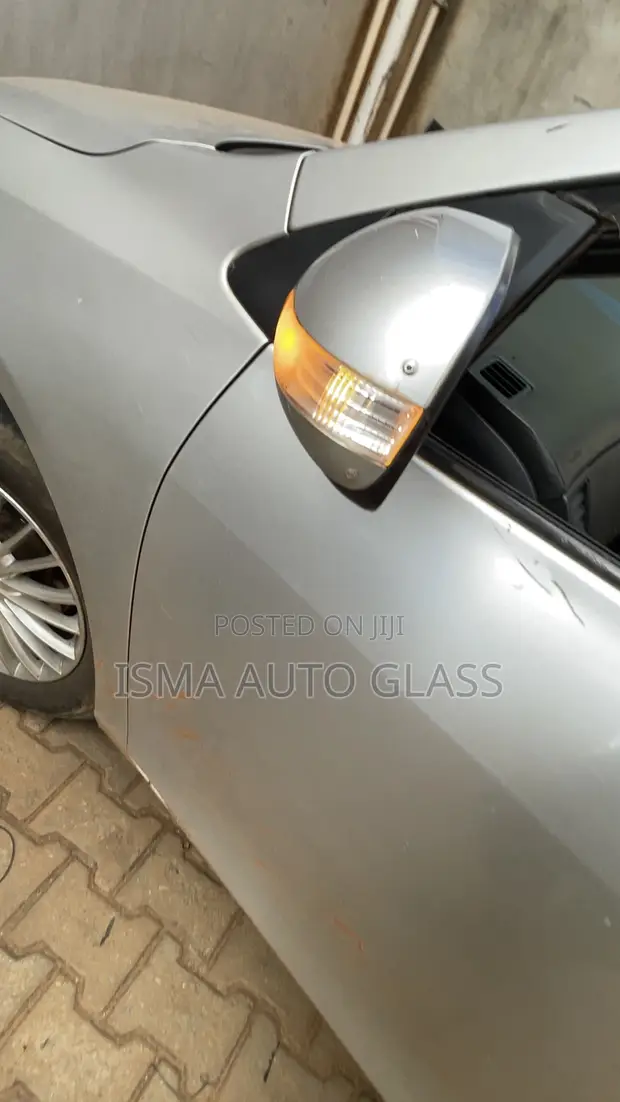 Canter Windscreen Glass - 1