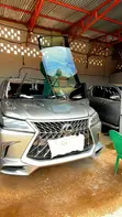 Lexus LX570 Windscreen Glass - 3
