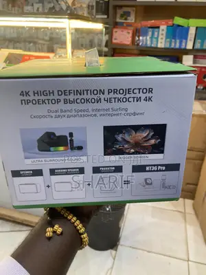 Smartbarry HT36 Pro 3-in-1 Smart Projector