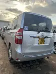 Toyota Noah 2012 Silver - 2