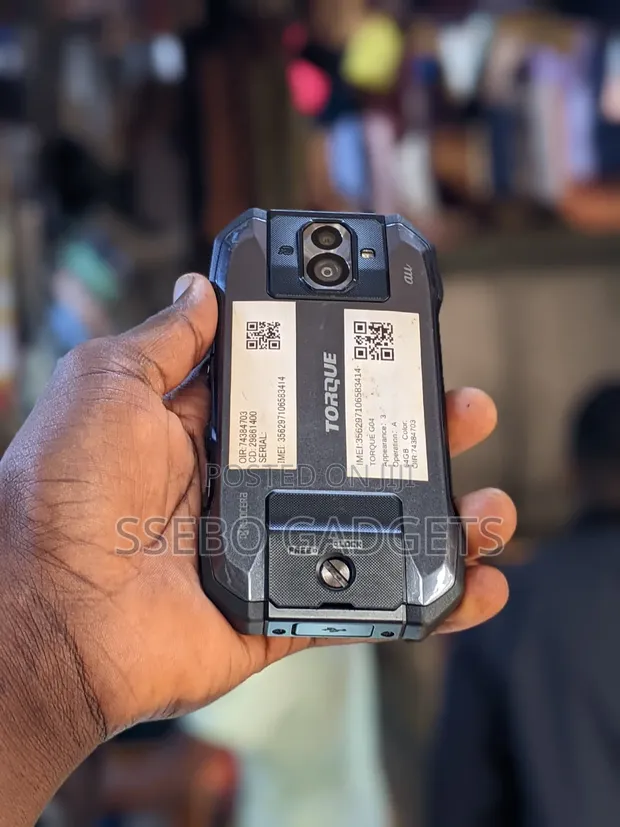 Kyocera Torque G04 KYV 46 64GB Gray - 1