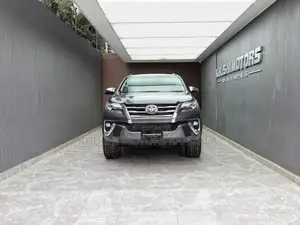 Toyota Fortuner 2017