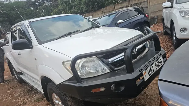 Toyota Hilux Double Cabin 2009 - 1