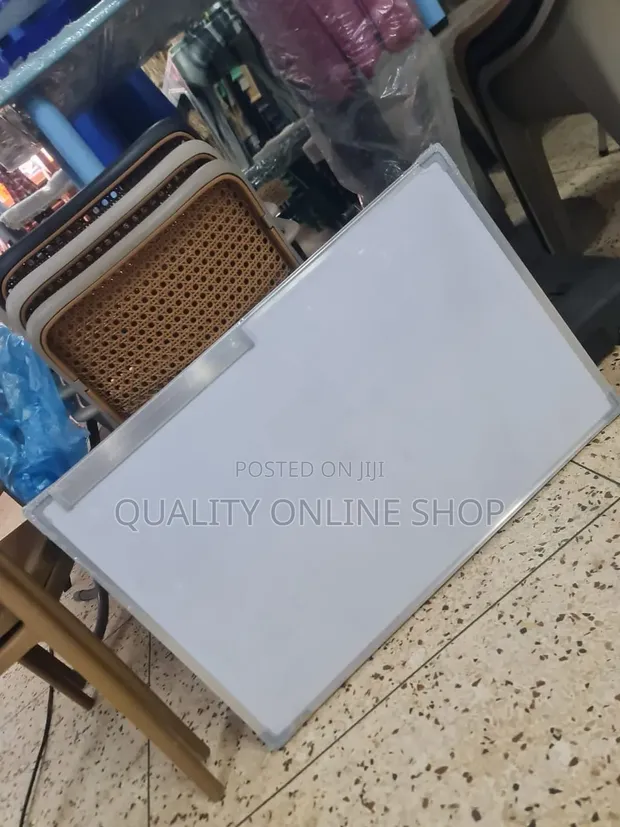 Wall Mounted Whiteboard 90x120cm White - 1