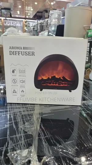 Aroma Diffuser and Humidifier with Simulated Flame