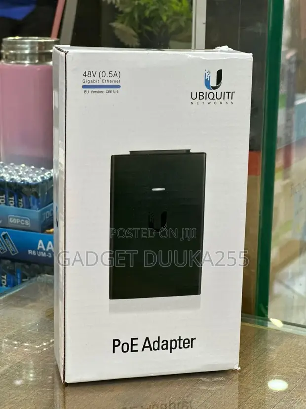 Ubiquiti 48V PoE Adapter | Network Power Injector - 1