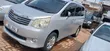 Toyota Noah 2010 Silver - 2