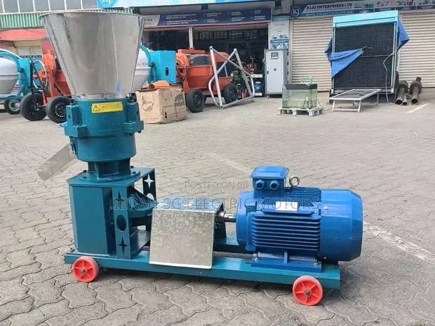 Poultry and Animals Pellet Machine - 1