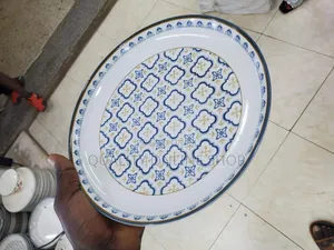 12-Piece Ceramic Dinner Plates