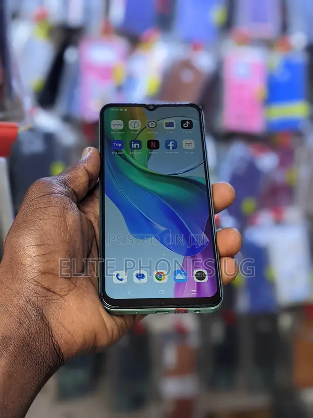 Vivo Y03 64GB Green - 1