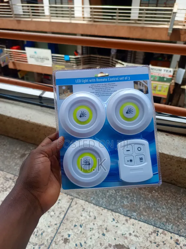 Wireless LED Puck Light Set with Remote - 1