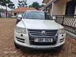 Volkswagen Touareg 2008 White - 1