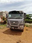 Sinotruk HOWO 12-Tire Dump Truck - 2