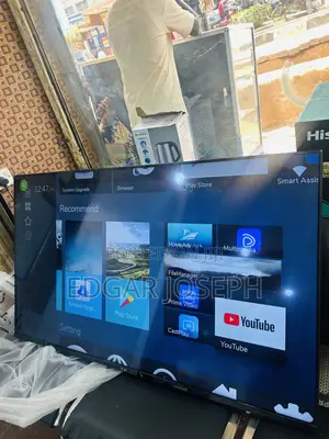 Pixel 55" UHD Smart TV