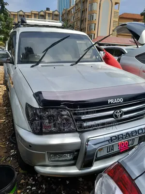 Toyota Land Cruiser Prado 2002 White