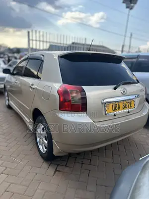 Toyota Allex 2004