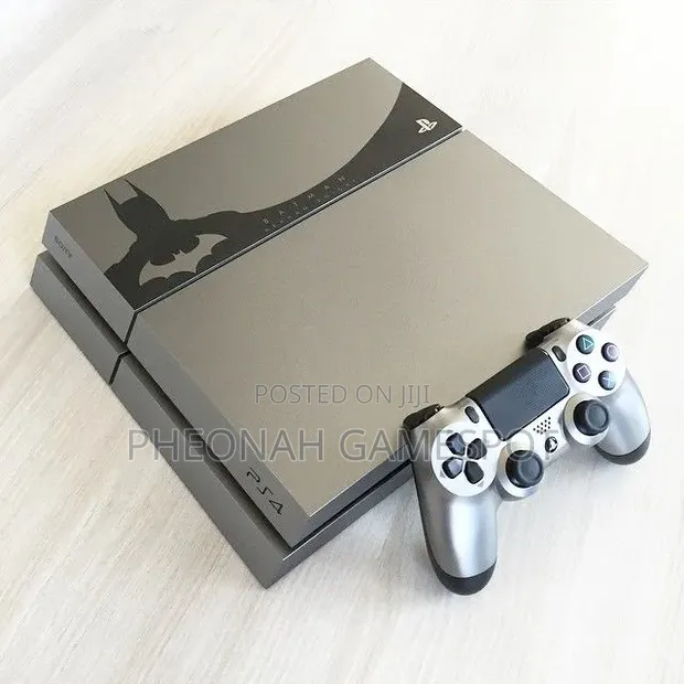 PS4 Standard Console - 1