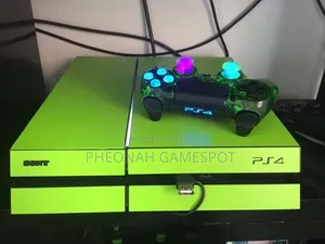 PS4 Standard Console