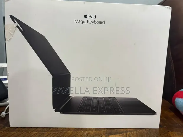 Apple Magic Keyboard for iPad Pro 13-inch (M4/M5) - 1
