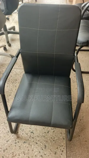 Guest Office Chairs (Black)