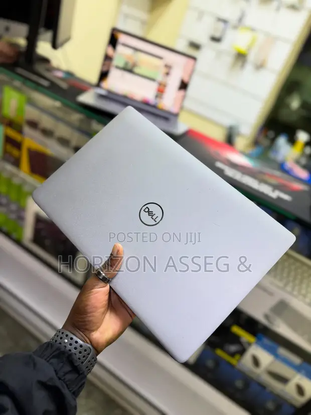 Dell Latitude 7420 2-in-1 Laptop - 1