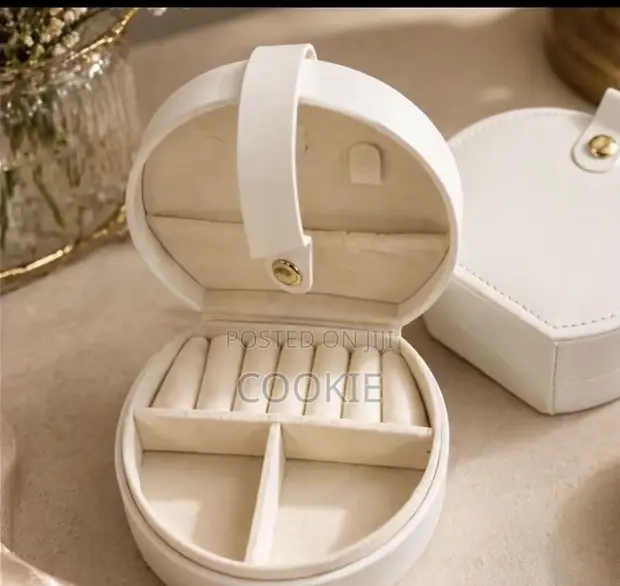 Mini Travel Jewelry Box - Velvet Organizer - 1
