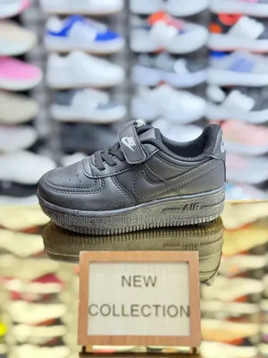 New Nike AF1 Triple Black Kids Sneakers (EU 30-35)