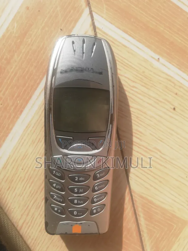 Nokia 6310i Silver - 1