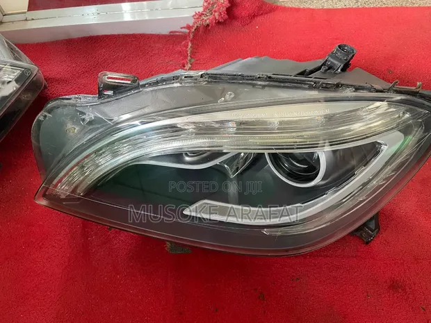 Mercedes-Benz ML W166 2012 Headlights - 1