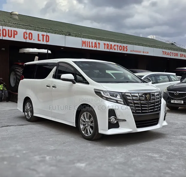 Toyota Alphard 2017 White - 1