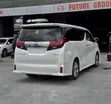 Toyota Alphard 2017 White - 4