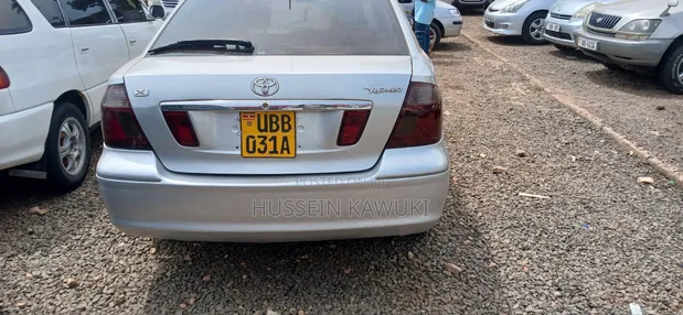 Toyota Premio 2005 Silver - 1