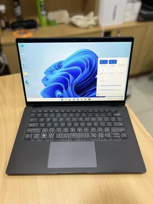 New Dell Latitude 7400 2-in-1 Laptop