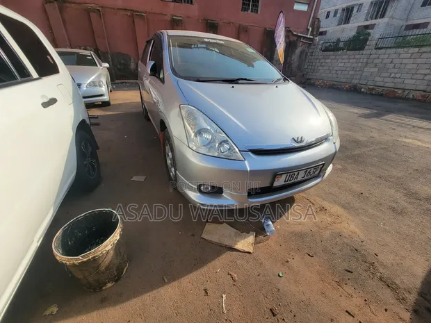 Toyota Wish 2007 Silver - 1