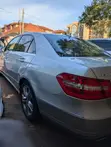 Mercedes-Benz E300 2009 Silver - 1