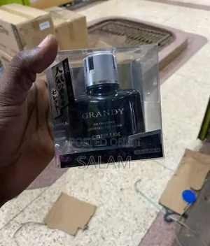 Grandy Carlux Luxury Glass Bottle Car Air Freshener