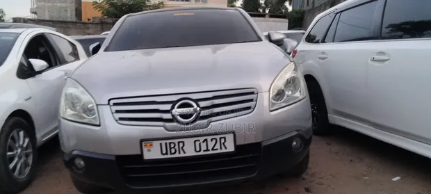 Nissan Dualis 2011 Silver - 1