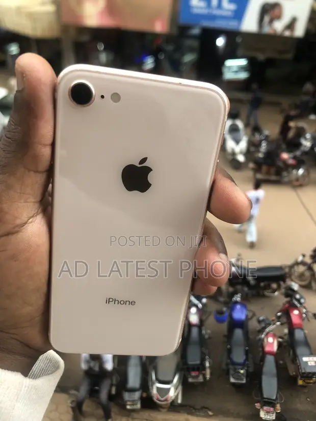 Apple iPhone 8 64GB Rose Gold - 1