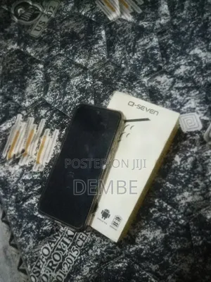 Used Mobile Phone 64 GB Gold