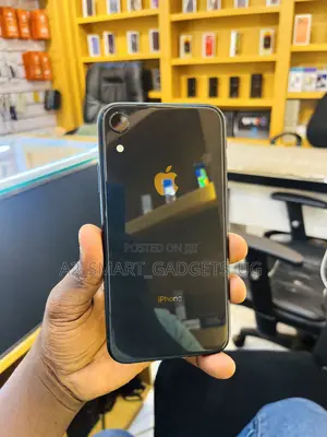 Apple iPhone XR 64GB Black