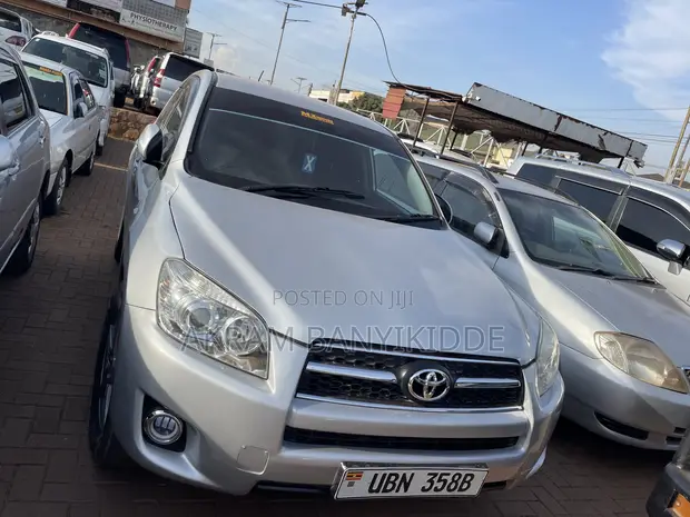 Toyota RAV4 2008 Silver - 1