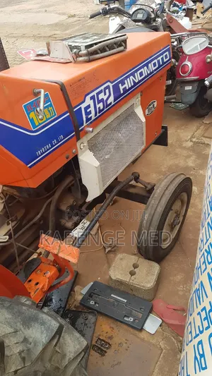Hinomoto 16HP Farm Tractor